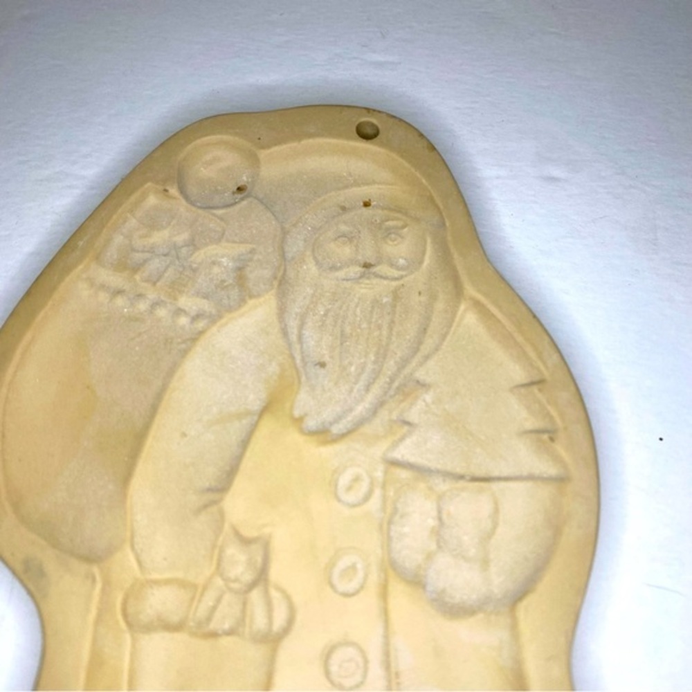 Brown bag cookie art Santa Claus 1983 cookie cutter mold